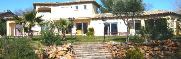Roquebrune SA, Villa